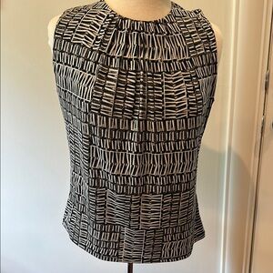 Calvin Klein Black and White Stretchy Shell Top